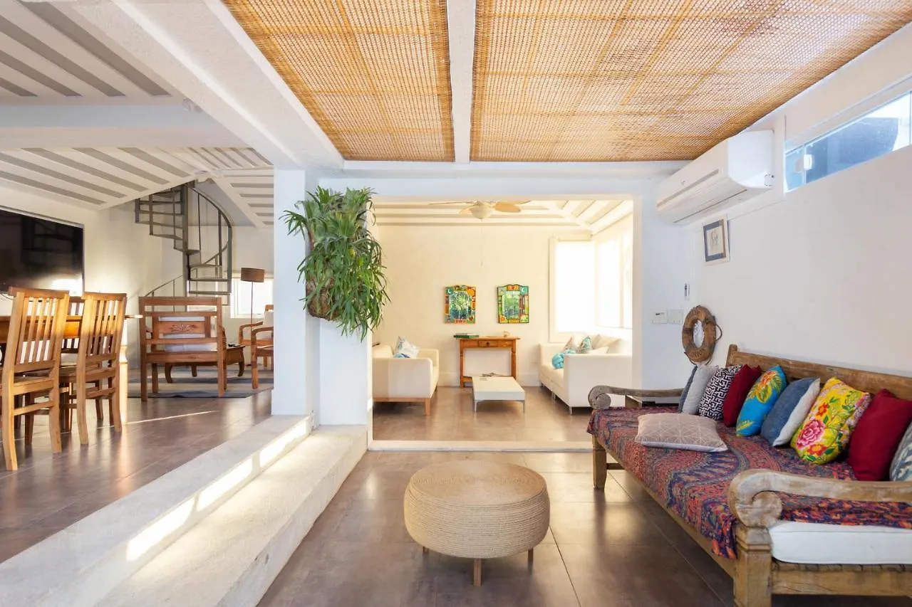 Belissima Casa! Quatro Suites Na Praia Dos Ossos. Búzios 0*,  Brazília