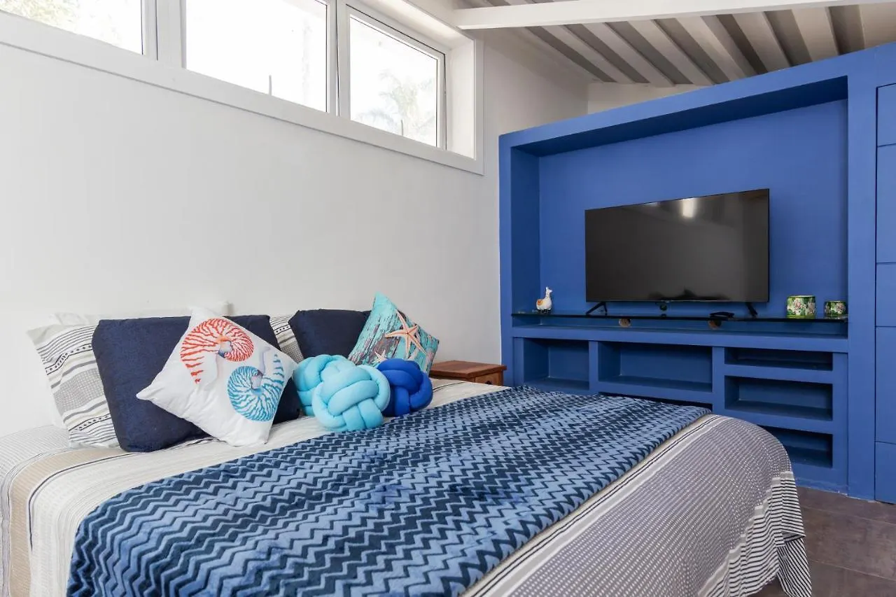 Belissima Casa! Quatro Suites Na Praia Dos Ossos. Búzios Brazília